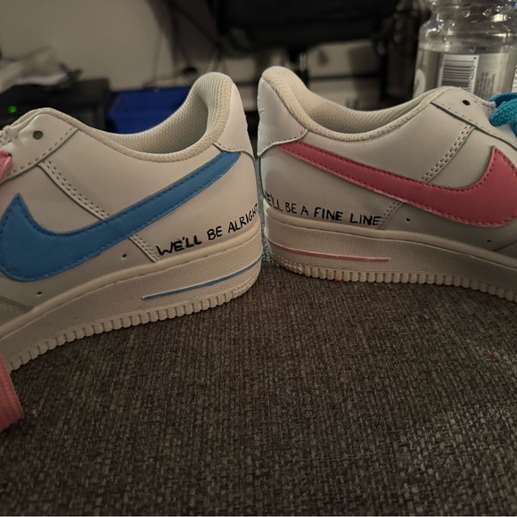 Custom White Nike  Sneakers with Pink and Blue Laces. Harry Styles - Picture 2 of 4